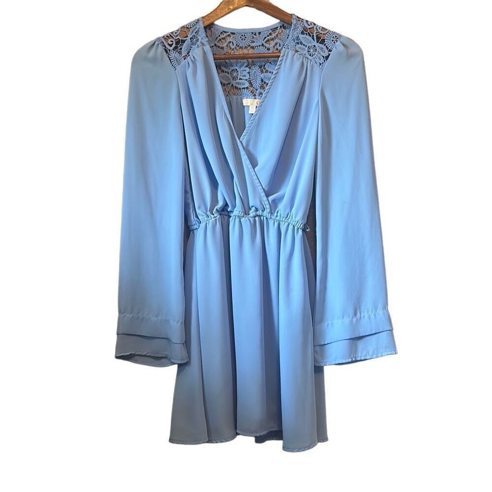 GB Social Dress XS Blue Long Sleeve Mini Above Knee Lace Detail‎ V Neck